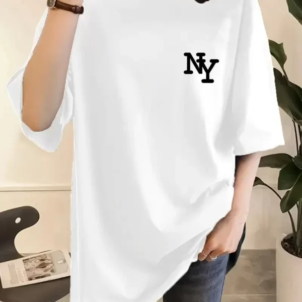 Kadın Eğlenceli Harf NY Baskılı Bisiklet Yaka Tişört - Rahat Polyester, Makinede Yıkanabilir - Yaz ve Fitness için Mükemmel, Yuvarlak Yaka- Beyaz