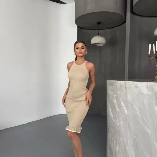 Fırfır Detaylı Triko Elbise- Bej