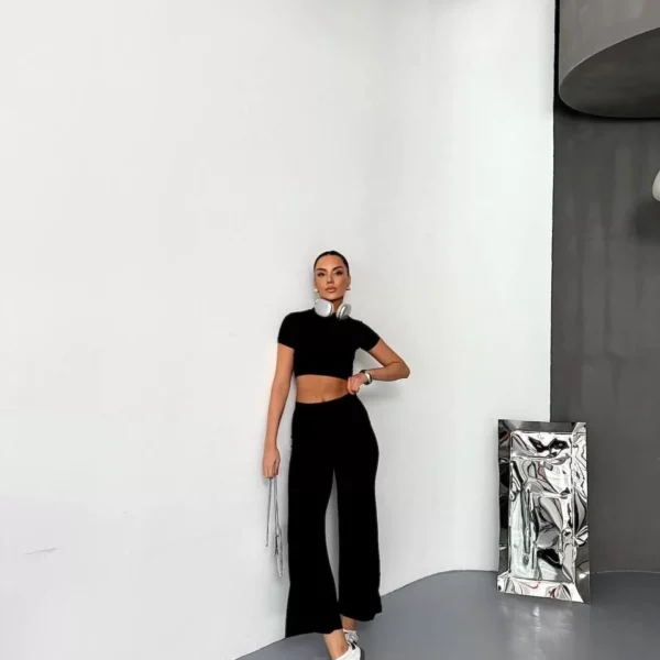Osy Modal Yumuşak Dokulu Kumaş Kısa Kollu Crop Alt ispanyol Paça Pantalon ikili Takım - Siyah