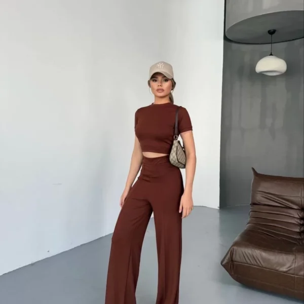 Osy Modal Yumuşak Dokulu Kumaş Kısa Kollu Crop Rahat Pantalon ikili Takım - Kahverengi