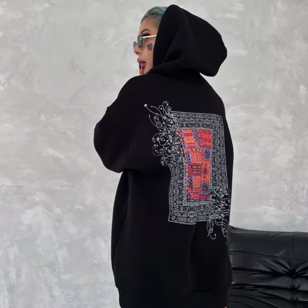 Uzun Kol Kapüşonlu Ön Ve Arka Baskılı SweatShirt - Siyah